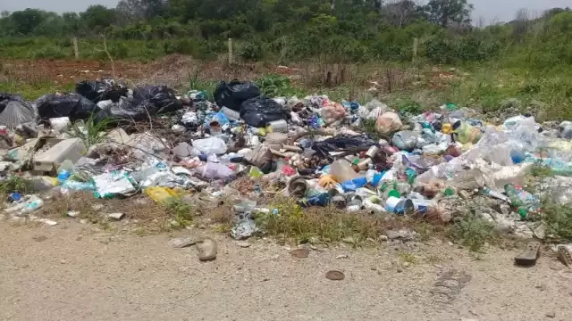 Afectados refieren que todos los días llegan colonos e incluso personas de otras comunidades para tirar sus desechos