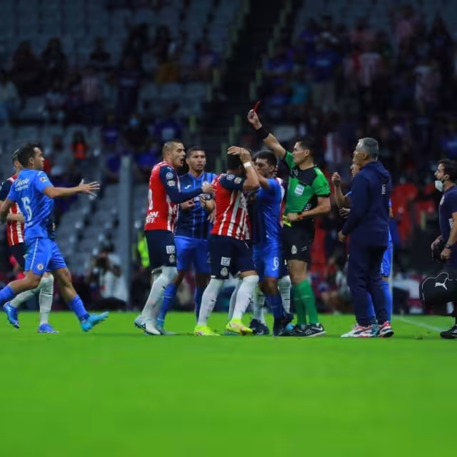 La Máquina se quedó con 21 unidades y bajando al sexto puesto, mientras que las Chivas subieron al puesto 10 con 17 unidades