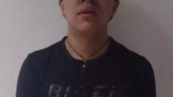 A uno de los detenidos le encontraron bolsitas con presunta piedra A uno de los detenidos le encontraron bolsitas con presunta piedra