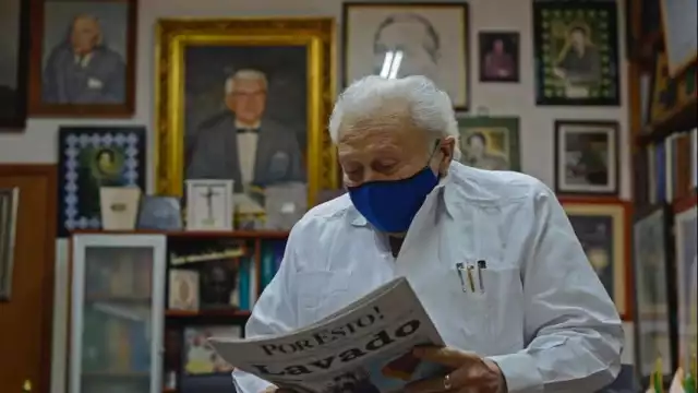 Don Mario Renato Menéndez tuvo la visión de crear un medio donde se pudiera alzar la voz de quienes no eran escuchados