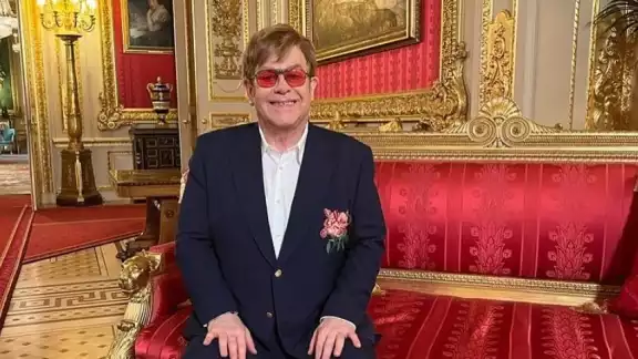 Elton John prepara su regreso a la música con una nueva canción