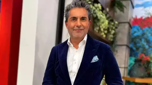 Raúl Araiza se tatúa el brazo tras salir de rehabilitación por su adicción al alcohol