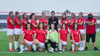 De la mano de Roberto Casas, personaje de Mauricio Ochmann, Las Bravas FC buscan ascender a la primera división