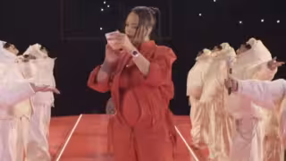 Fenty Beauty maquillaje que Rihanna uso en el show