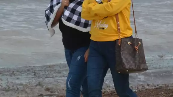 Explicó que las lluvias se presentarán entre hoy y mañana, las cuales pueden ser torrenciales que generen acumulados de hasta 70 litros de agua