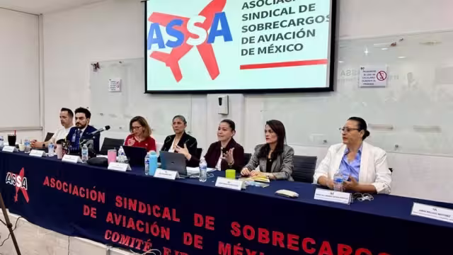 De no llegar a un acuerdo salarial, los sobrecargos iniciarán mañana martes un paro de labores