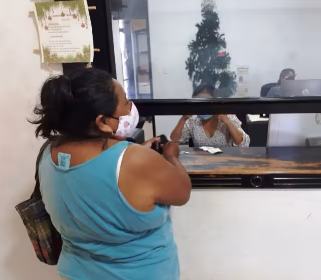 De mil 800 contribuyentes que tiene el Ayuntamiento, sólo el 30 por ciento está al día