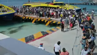 En siete años, el muelle de Isla Mujeres pasó de recibir 3.1 a 5.5 millones de usuarios anuales, según Apiqroo