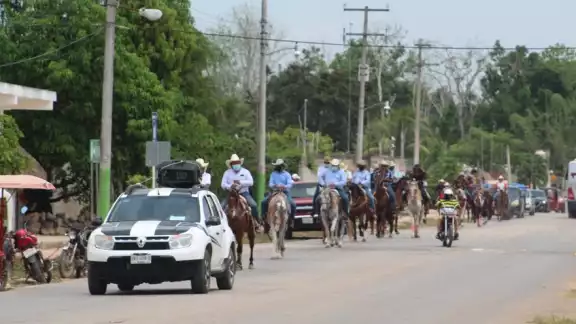 Con esta cabalgata, los jinetes piden que se reanuden los eventos Con esta cabalgata, los jinetes piden que se reanuden los eventos