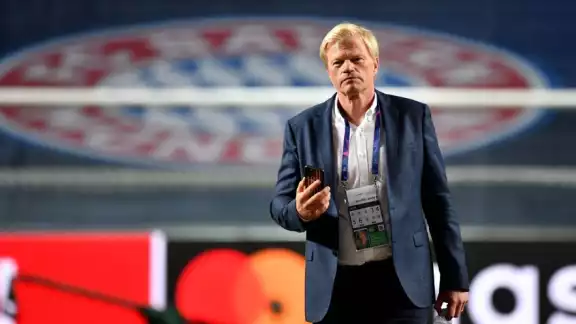 Oliver Kahn se incorporó al Bayer Múnich como director general del club y con él llegaron nuevas medidas de trato a los jugadores