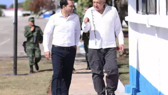 En su segunda reunión en lo que va del año, el presidente de México y el gobernador de Yucatán supervisaron avances en los proyectos realizados en el estado En su segunda reunión en lo que va del año, el presidente de México y el gobernador de Yucatán supervisaron avances en los proyectos realizados en el estado