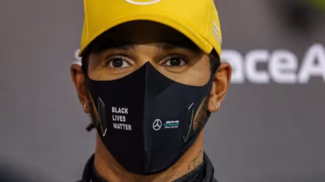 Lewis Hamilton correrá su novena temporada con Mercedes