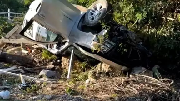 El chofer dormitó mientras conducía