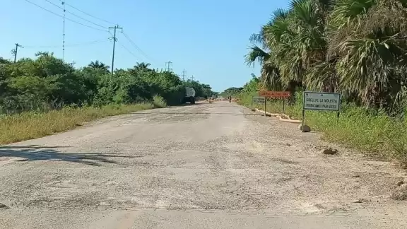 En la madrugada de ayer hubo dos accidentes; denuncian que la empresa a cargo “se toma su tiempo” En la madrugada de ayer hubo dos accidentes; denuncian que la empresa a cargo “se toma su tiempo”