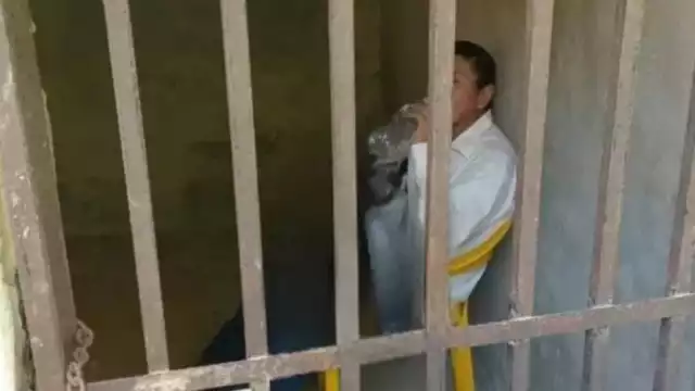 El hombre fue detenido debido a que va en contra de los usos y costumbres de la comunidad