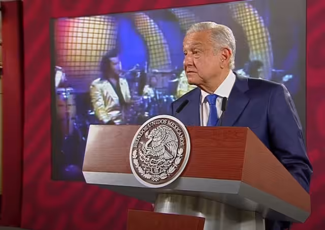 Uy Que Miedo se hizo escuchar desde Palacio Nacional este miércoles