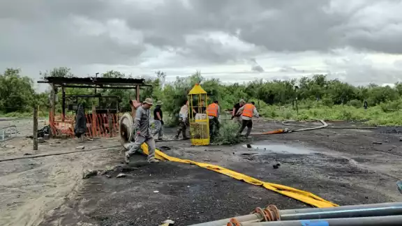 ? Gobierno y familias llegan a acuerdo; las maniobras continuarán hasta encontrarlos ? Gobierno y familias llegan a acuerdo; las maniobras continuarán hasta encontrarlos