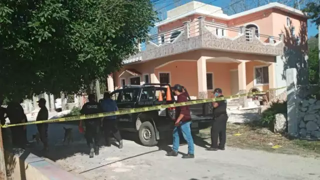 Los municipales  acordonaron  el lugar para esperar que la fiscalía del estado arribe al sitio para los trámites de rigor