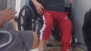 Adulto mayor con hematuria pasó horas sin recibir atención médica en el ISSSTE de Chetumal