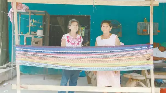 María y Maura aprendieron este arte cunado eran niñas; sus padres les enseñaron