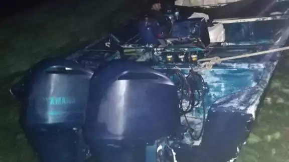 Hay dos versiones del aseguramiento del narcótico; en ambas, lo confiscado se llevó a la Semar Hay dos versiones del aseguramiento del narcótico; en ambas, lo confiscado se llevó a la Semar