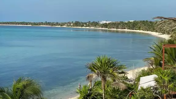 La belleza del mar azul, en Bahía Soliman La belleza del mar azul, en Bahía Soliman