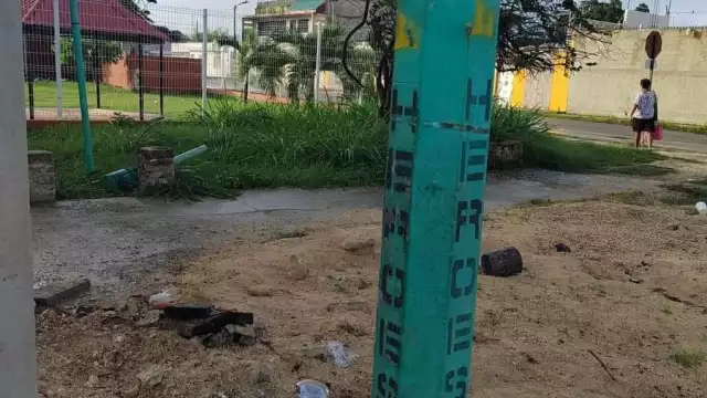 La infraestructura eléctrica de las luminarias de la avenida Héroes en Chetumal fueron sustraídas por amantes de lo ajeno, causando problemas de visibilidad en la vía