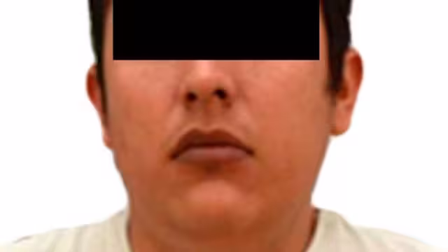 El delito del que se les acusa es por posesión de armas de uso exclusivo del Ejército y Fuerzas Armadas