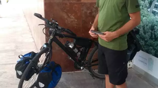 El belga no habla Español, pero que cuenta con contactos para recurrir a traductores que informen sobre sus palabras