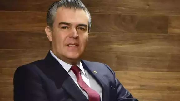 Él será el nuevo presidente de la CCE