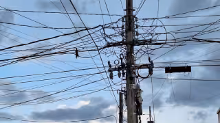¡Otro apagón! Tormenta deja sin energía eléctrica cabecera municipal de José María Morelos y otras comunidades