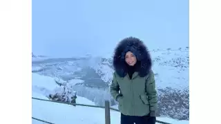 Grettell Valdez viajó junto a su hijo y amigos a Islandia. Foto: Instagram