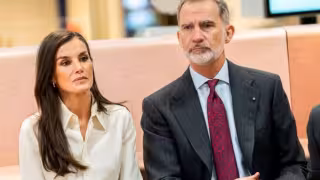 Aseguran que Reina Letizia tuvo amorío con Fher de Maná