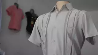 La guayabera es una prenda elegante ideal para zonas calurosas