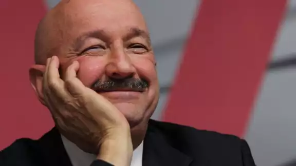 Carlos Salinas de Gortari ya cuenta con la nacionalidad española