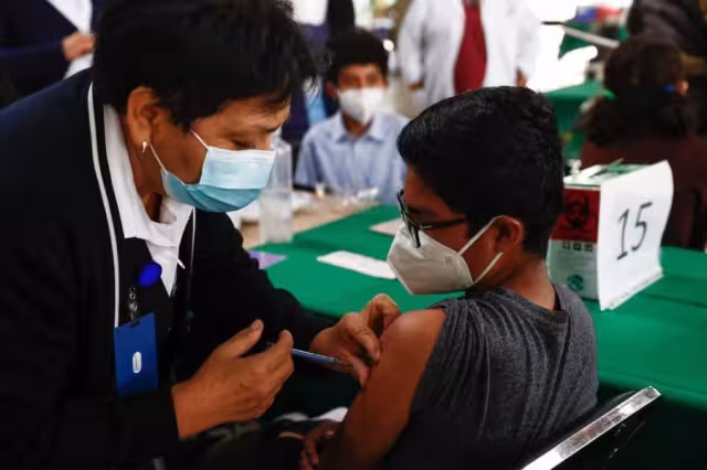El Gobierno de México impugnó la orden para vacunar a menores de 12 a 17 años de edad