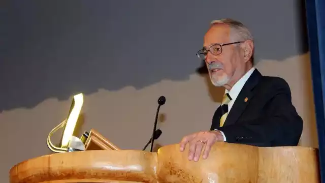 La muerte del médico se dio a conocer por la UNAM y el Colegio de México.