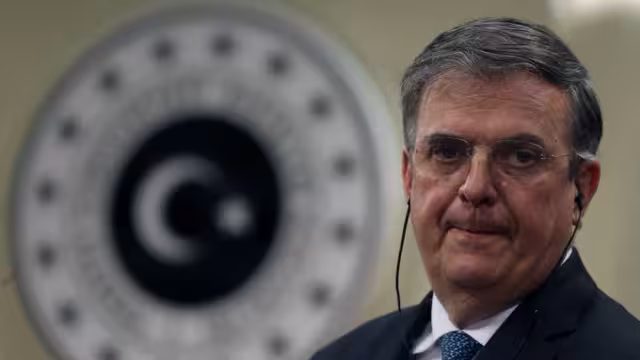 Marcelo Ebrard muestra transparencia a través de sus redes sociales