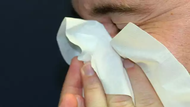 Las alergias aumentan debido a la humedad de las lluvias