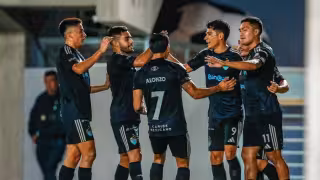 A mantener lo invito las Iguanas ante La Paz