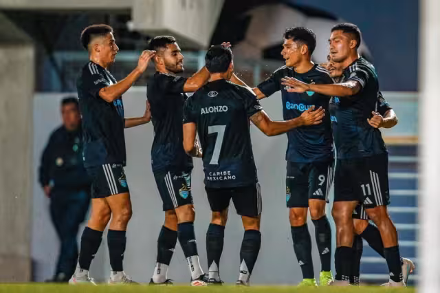 Las Iguanas del Cancún FC