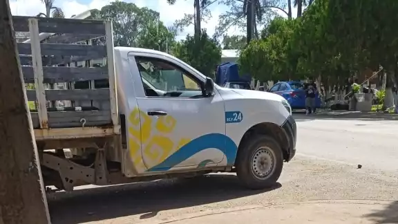 Luego de múltiples reportes de la población a la Comisión de Agua Potable y Alcantarillado, finalmente acudieron a reparar la falla en el equipo de bombeo