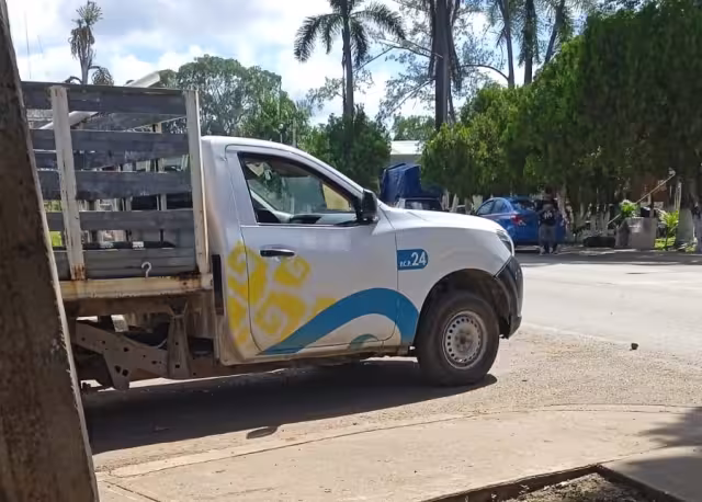 Luego de múltiples reportes de la población a la Comisión de Agua Potable y Alcantarillado, finalmente acudieron a reparar la falla en el equipo de bombeo