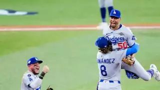 Serie Mundial 2025:Betts y Yamamoto llevan a Dodgers al Juego 7 contra Toronto