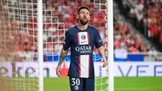 El argentino sufre una contractura en el sóleo y se perdería la cuarta jornada de la Fase de Grupos de Champions League.