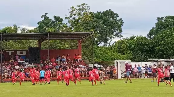 Los Bichos de Dzan ganaron 3-2 contra los Jaguares de Oxkutzcab Los Bichos de Dzan ganaron 3-2 contra los Jaguares de Oxkutzcab