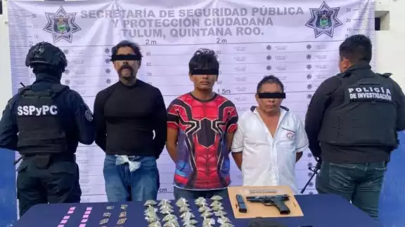 Fueron identificados como Jorge Alexander “N”, de 18 años; Julio César “N”, de 41; y Jesús “N”, de 54