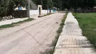 Hay personas que se reúnen para embriagarse en esos negocios