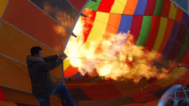 Accidente en globo aerostático de Teotihuacán deja tres personas lesionadas