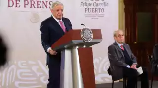 Andrés Manuel López Obrador promete sistema de salud superior al de Dinamarca, garantizando medicinas y médicos